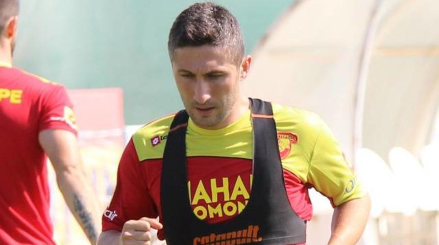 A Milli Takım'a &ccedil;ağrılan Sabri Sarıoğlu konuştu