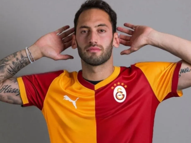 Hakan Çalhanoğlu'ndan Galatasaray'a tepkili gönderme! O gönderiye beğeni attı