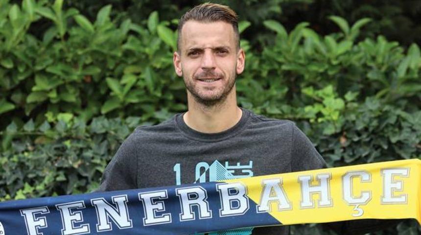 Fenerbah&ccedil;e'de 'Soldado ameliyat olmalı' iddiası