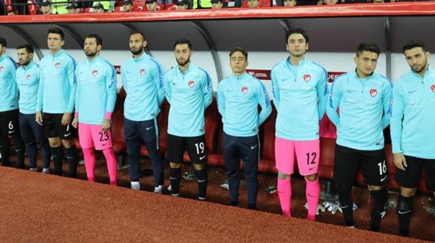 Cengiz &Uuml;nder'in kadroya girememesinin sebebi oldu