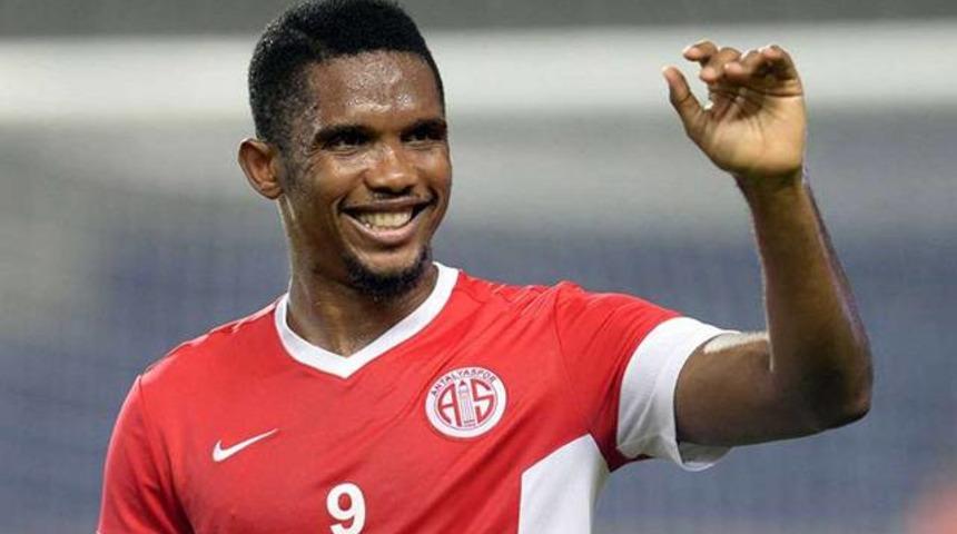 Samuel Eto'o Beşiktaş'a haber g&ouml;nderdi