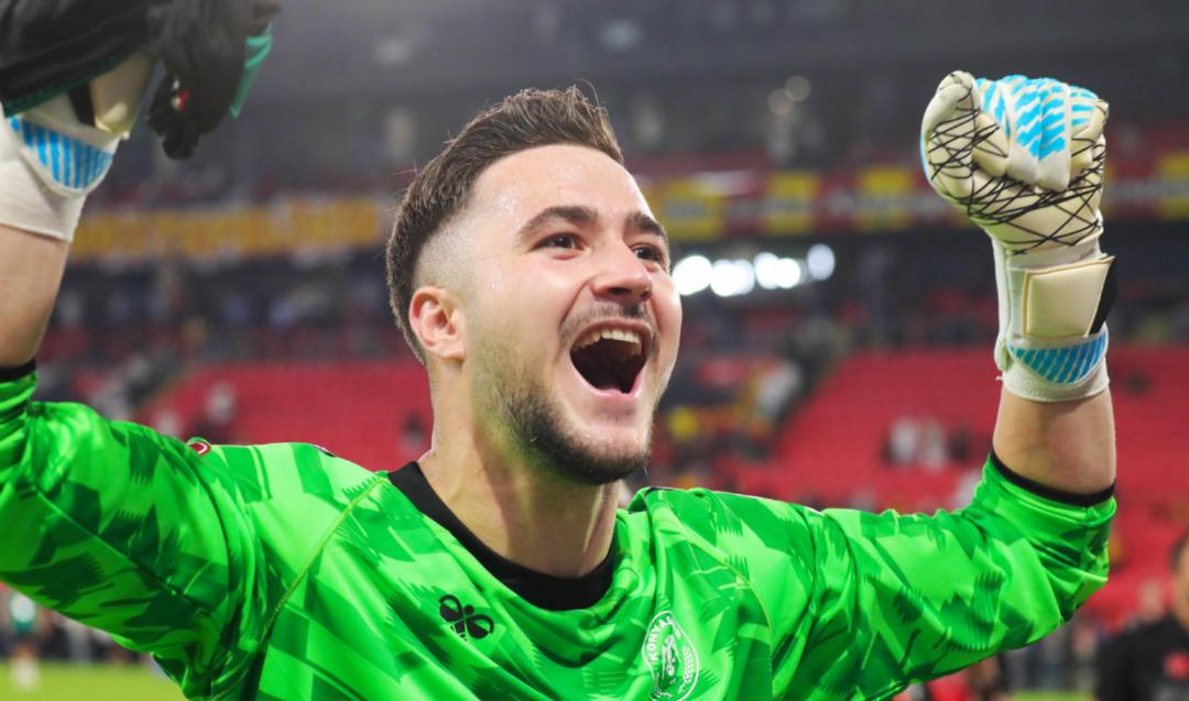 Trabzonspor Galatasaray a gönderdiği Uğurcan Çakır ın yerini Konyaspor un file bekçisi Deniz Ertaş ile doldurdu! Resmi açıklama geldi... 2