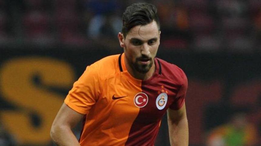 Sinan G&uuml;m&uuml;ş: Galatasaray'dan ayrılmak istedim