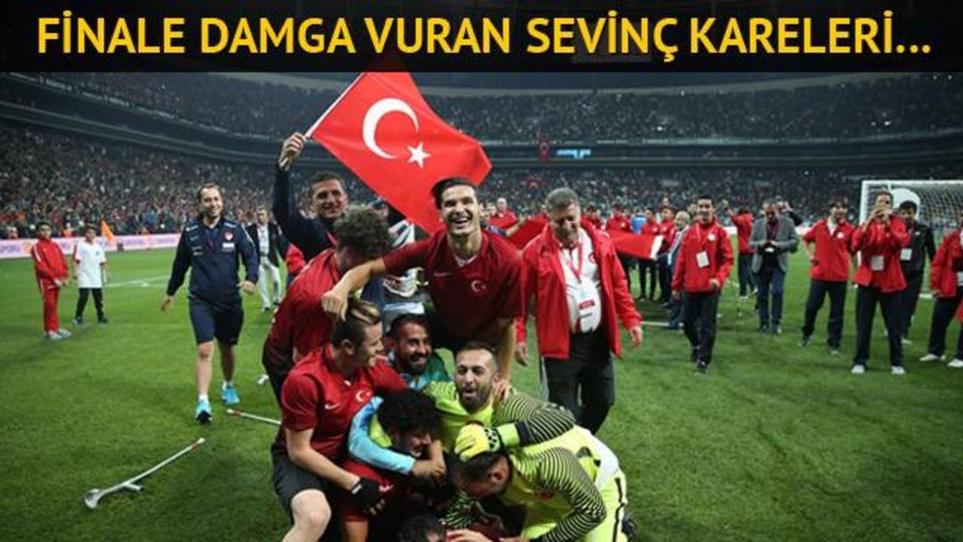 Tarihi zaferden sevin&ccedil; kareleri...