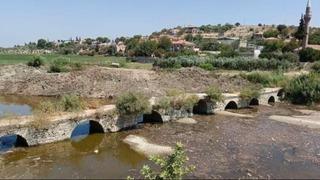Tarihi köprü temizliğinde bulundu! Bizans dönemine ait çıktı