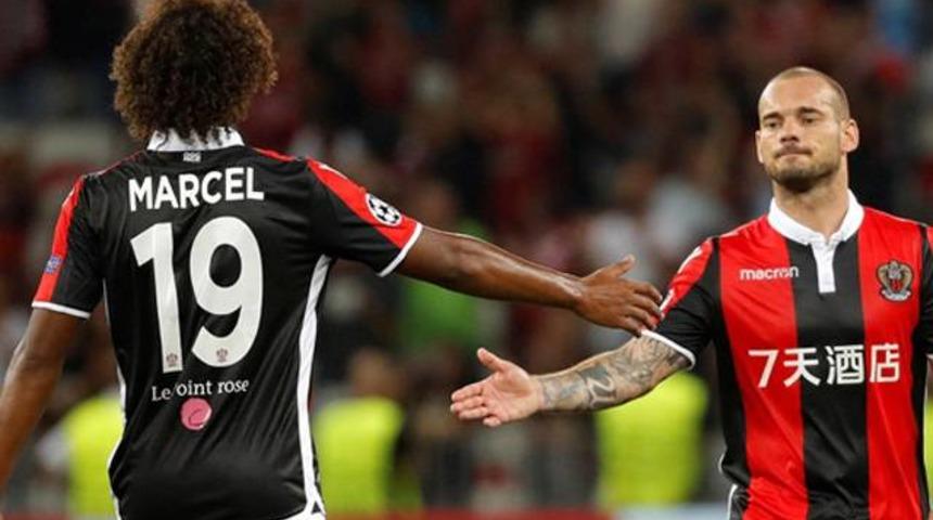 Hollanda'da Sneijder herkesi şoka uğrattı