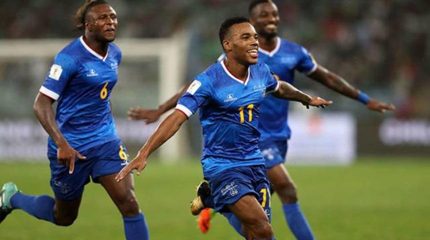 Garry Rodrigues hocasından izin aldı ve Galatasaray idmanına 1 g&uuml;n erken d&ouml;nd&uuml;