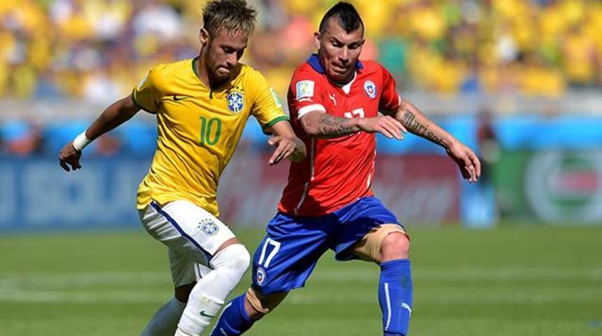 Gary Medel Neymar'ın annesine k&uuml;f&uuml;r etti
