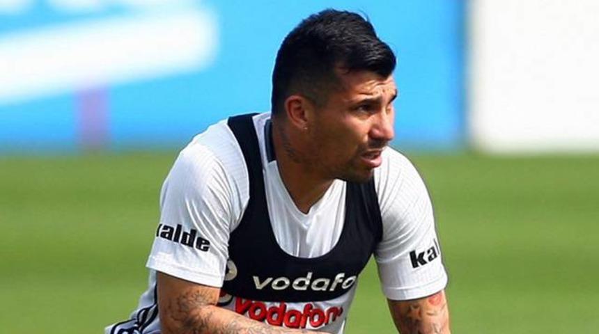 Beşiktaş'ta Gary Medel ve Orkan kadroda yok!