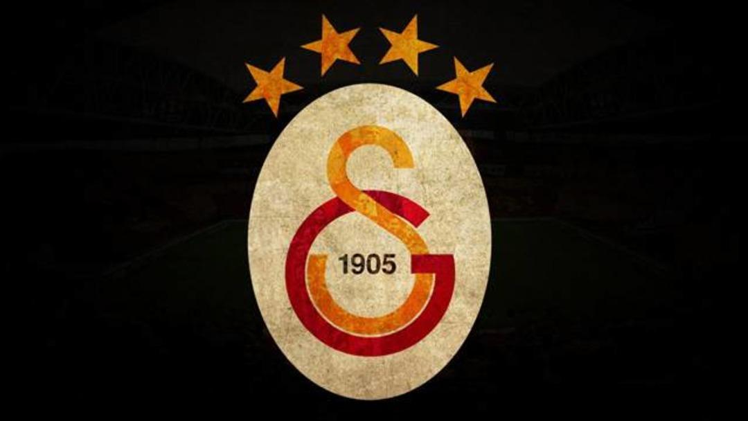 Galatasaray, Emre Akbaba, Kaan Ayhan ve Asamoah'ı bitiriyor!