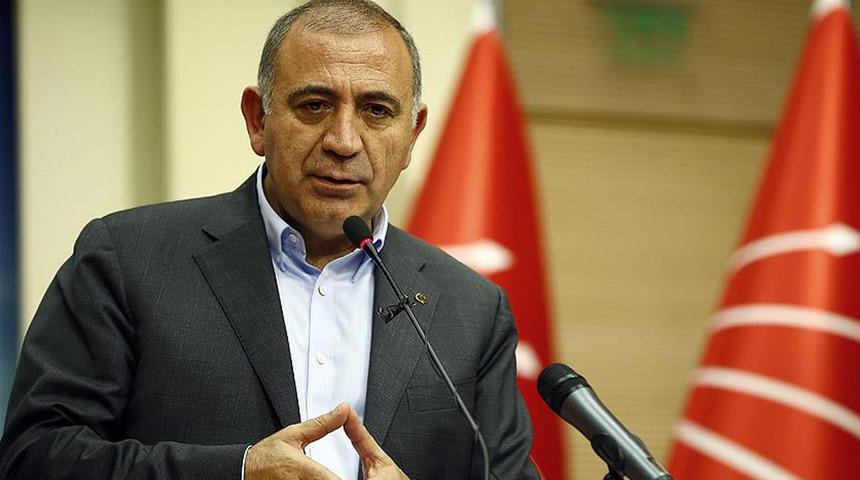 Kulisleri karıştıran gelişme! Herkes bu detayı konuşuyor! Parti kuracağını açıklayan Gürsel Tekin CHP'ye il başkanı oldu: "CHP'nin öğrencisiyim"