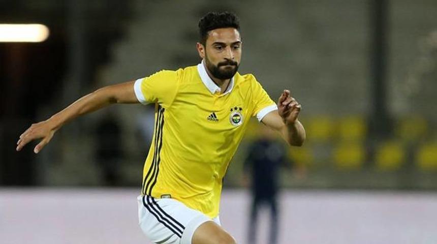 Fenerbah&ccedil;e'de Mehmet Ekici Galatasaray derbisinde oynayamayacak