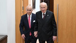 Sürpriz ziyaret! CHP eski Genel Başkanı Hikmet Çetin, MHP lideri Bahçeli'yle görüştü