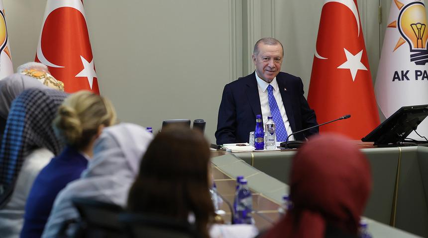 Cumhurbaşkanı Erdoğan, AK Parti'li kadın belediye başkanlarını kabul etti