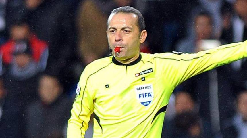 Galatasaray - Fenerbah&ccedil;e ma&ccedil;ını C&uuml;neyt &Ccedil;akır y&ouml;netecek