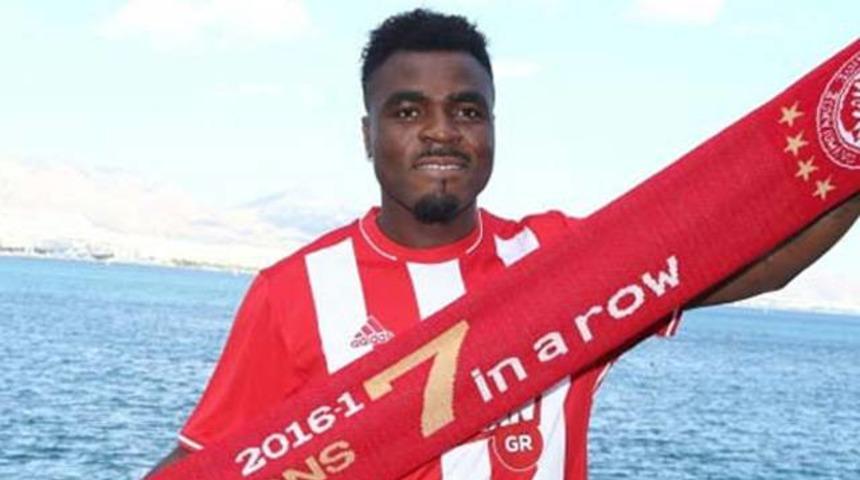 Emmanuel Emenike'ye k&ouml;t&uuml; haber