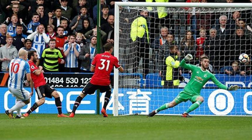 Huddersfield Town 2 - 1 Manchester United