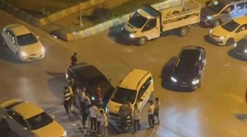 Muş’ta trafik kazası: Araçlarda maddi hasar oluştu