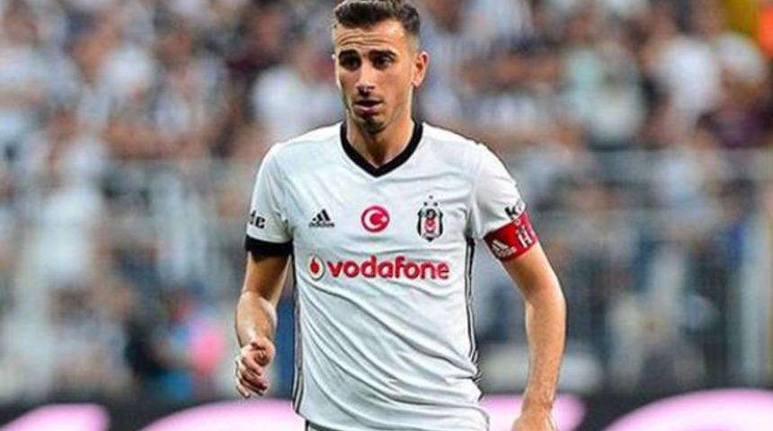 Oğuzhan &Ouml;zyakup'tan 5 yıllık imza!