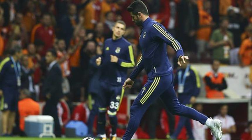 26 yıl sonra ilk Fenerbah&ccedil;e'nin derbide kalesini yabancı kaleci koruyor