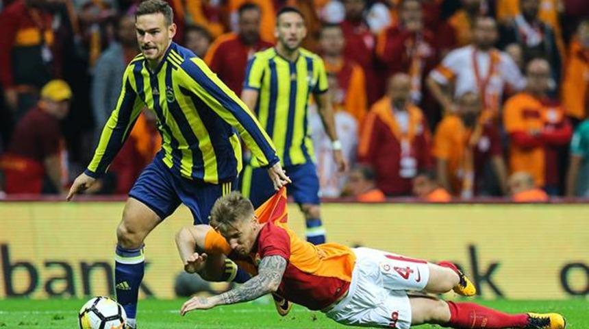 Serdar Aziz sakatlandı Fenerbah&ccedil;e derbisinde oyuna devam edemedi