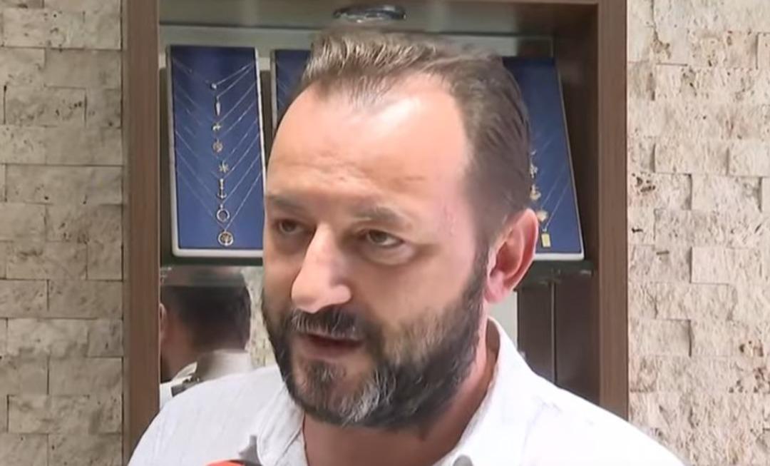 Altın rekorlar kırarken gram altın için yeni fiyat geldi!  Yıl sonunu bulmaz  (3 Eylül 2025 gram altın ve çeyrek altın fiyatı) 5
