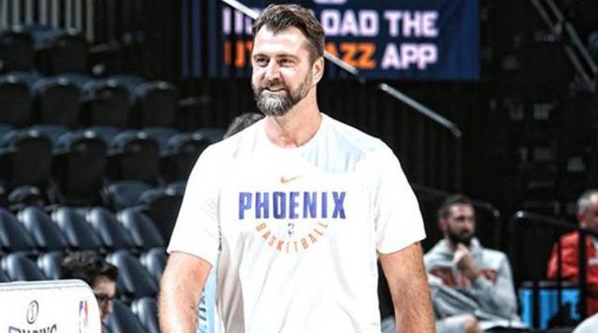 Phoenix Suns'ta Mehmet Okur'la yollar ayrıldı!