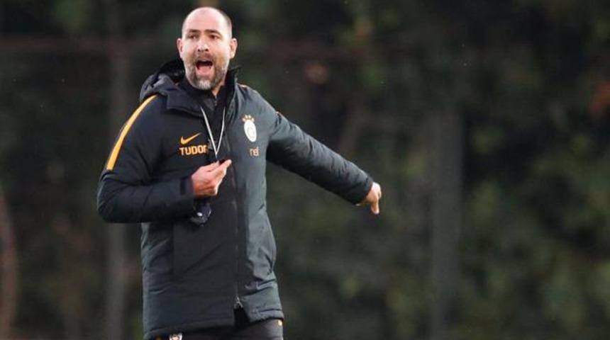 Galatasaray, Trabzonspor kadrosunu a&ccedil;ıkladı