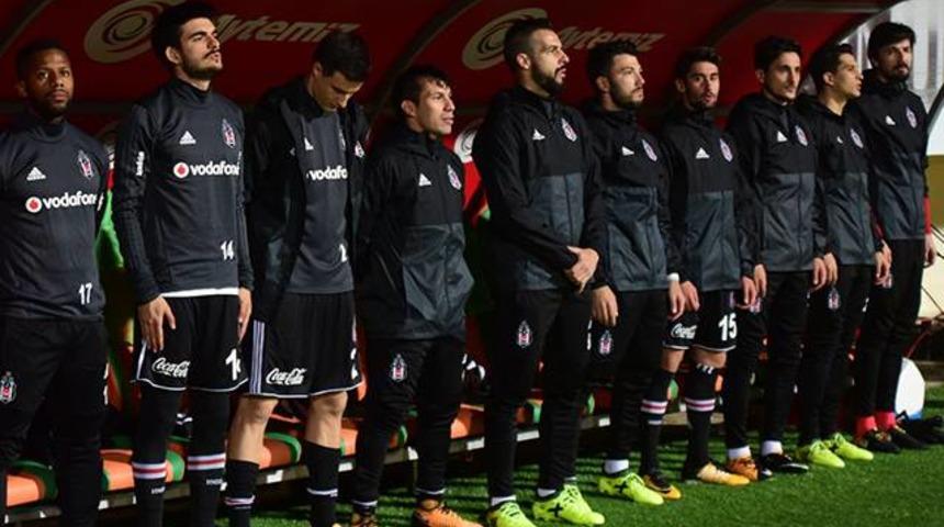 Şenol G&uuml;neş Lens ve Medel'i oyuna almak istedi, oyuncular girmedi