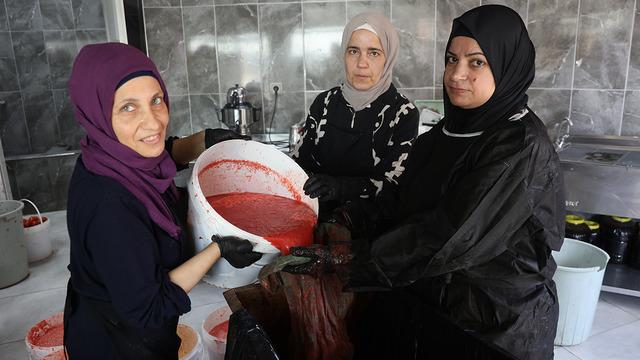 Kavanozu 350 TL! Uzun süre bozulmamasıyla biliniyor... Kapış kapış satılıyor