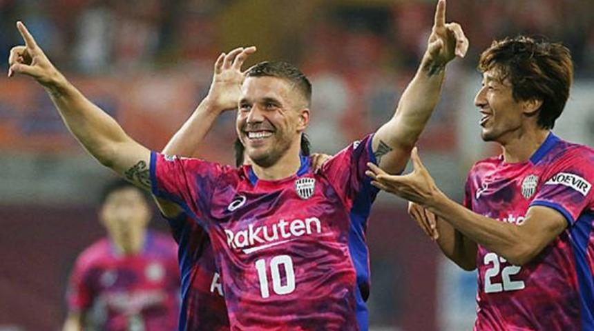 Podolski: 'K&ouml;ln'e d&ouml;nmek isterim'