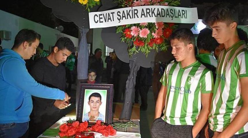 Gen&ccedil; futbolcu hayatını kaybetti!