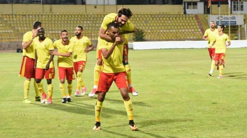 Afrika'da yılın futbolcusu adayları belli oldu