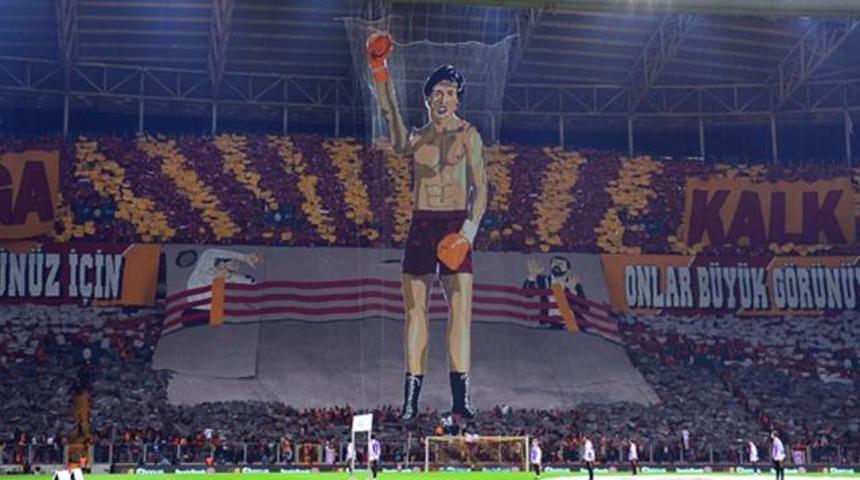 Galatasaray - Fenerbah&ccedil;e derbisinde sahte polis skandalı