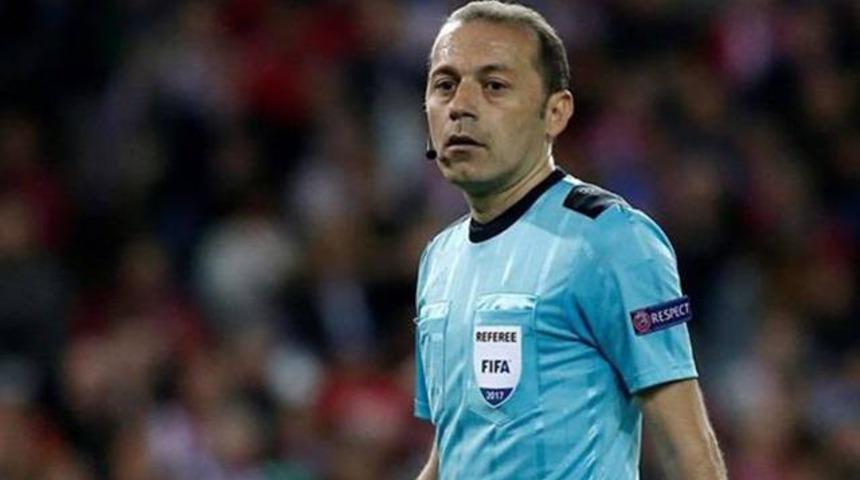 C&uuml;neyt &Ccedil;akır İsve&ccedil;-İtalya ma&ccedil;ını y&ouml;netecek