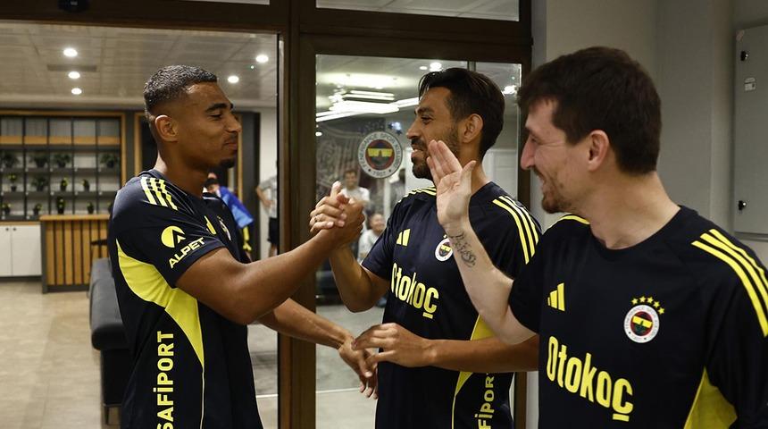 Fenerbahçe'de sürpriz ayrılık! Anlaşma sağlandı veda ediyor... Her an açıklanabilir