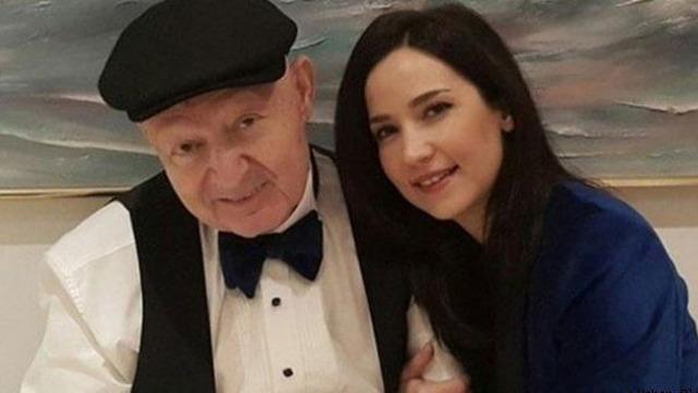 Kayahan'ın kızı çok sert çıktı! İpek Açar'a olay sözler: Yeni kocasıyla eski kocasını...