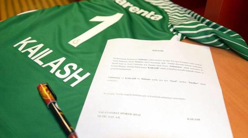 Galatasaray'dan Muslera'ya jest!