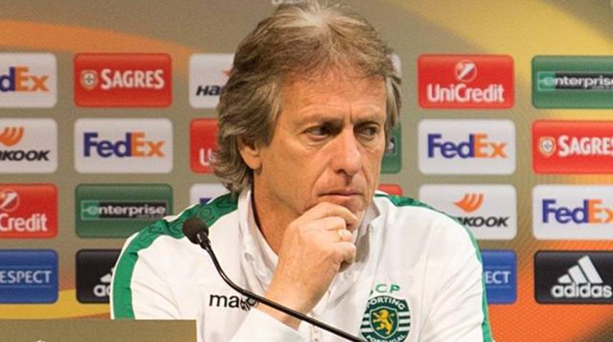 Fenerbah&ccedil;e'de Aykut Kocaman'ın yerine Jorge Jesus