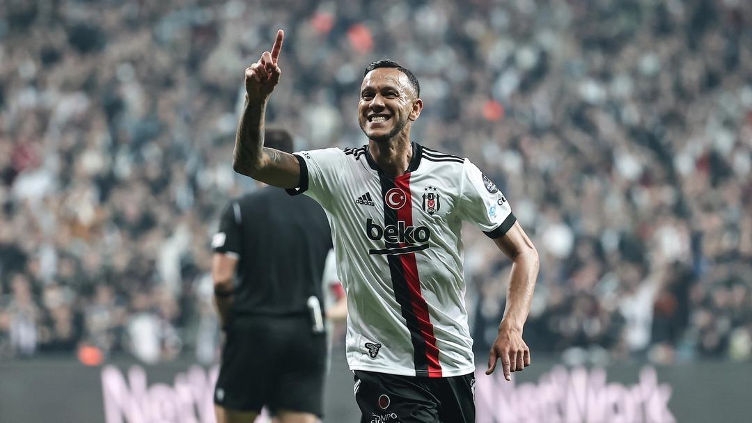 Beşiktaş ta teknik heyete tanıdık bir isim katıldı! Brezilyalı Josef De Souza Sergen Yalçın ın ekibine katılıyor... 2