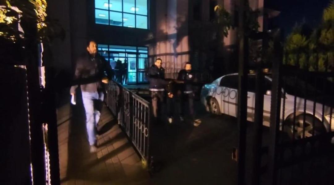 Bungalovdaki gizli kamera skandalında gelişme! Dikkat çeken  kırmızı ışık  detayı: "Biz odaya girince söndü" 2