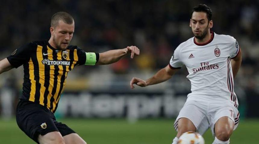 Hakan &Ccedil;alhanoğlu Napoli ma&ccedil;ında oynamayacak