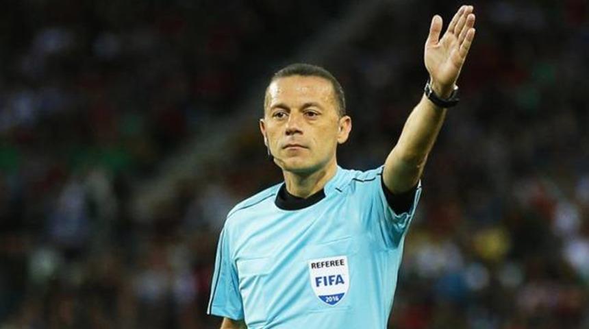 C&uuml;neyt &Ccedil;akır D&uuml;nya Kupası 2018 Aday Hakemler Semineri'ne katılacak