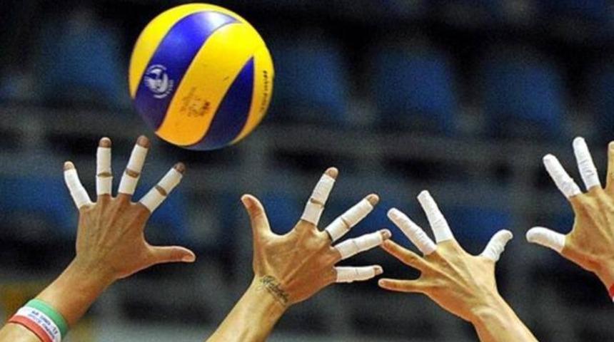 Veteran voleybolcu maçta kalp krizi geçirdi