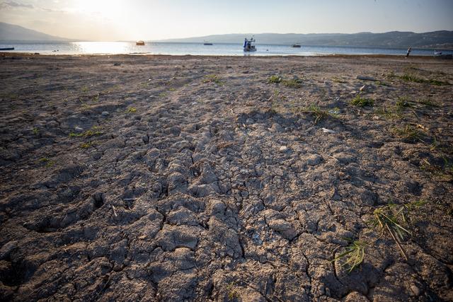 Sapanca Gölü nde azalan su miktarı nedeniyle tedbir alınacak 15