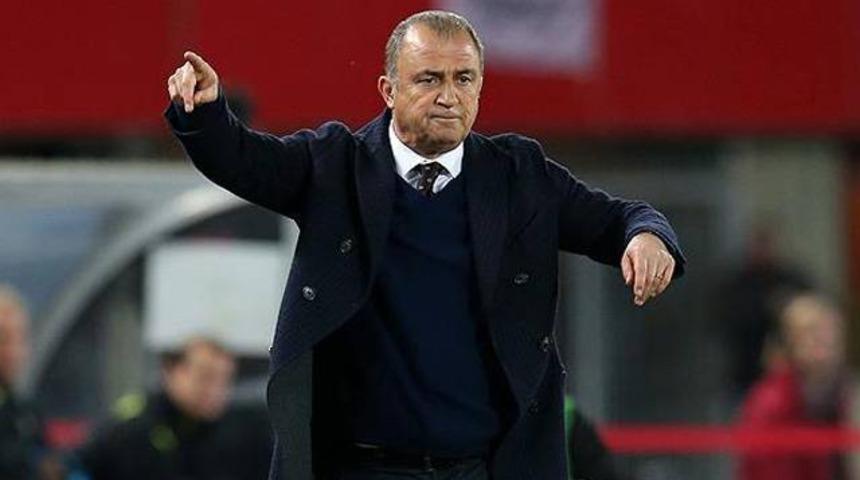 Galatasaray taraftarı Fatih Terim'i istiyor
