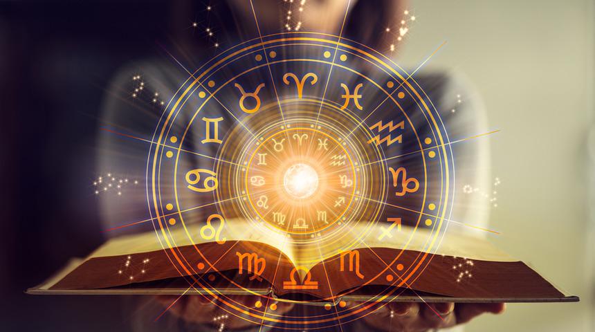 GÜNLÜK BURÇ YORUMLARI 04 Eylül 2025 Perşembe günü tüm burç yorumları! Bugün burçları neler bekliyor?