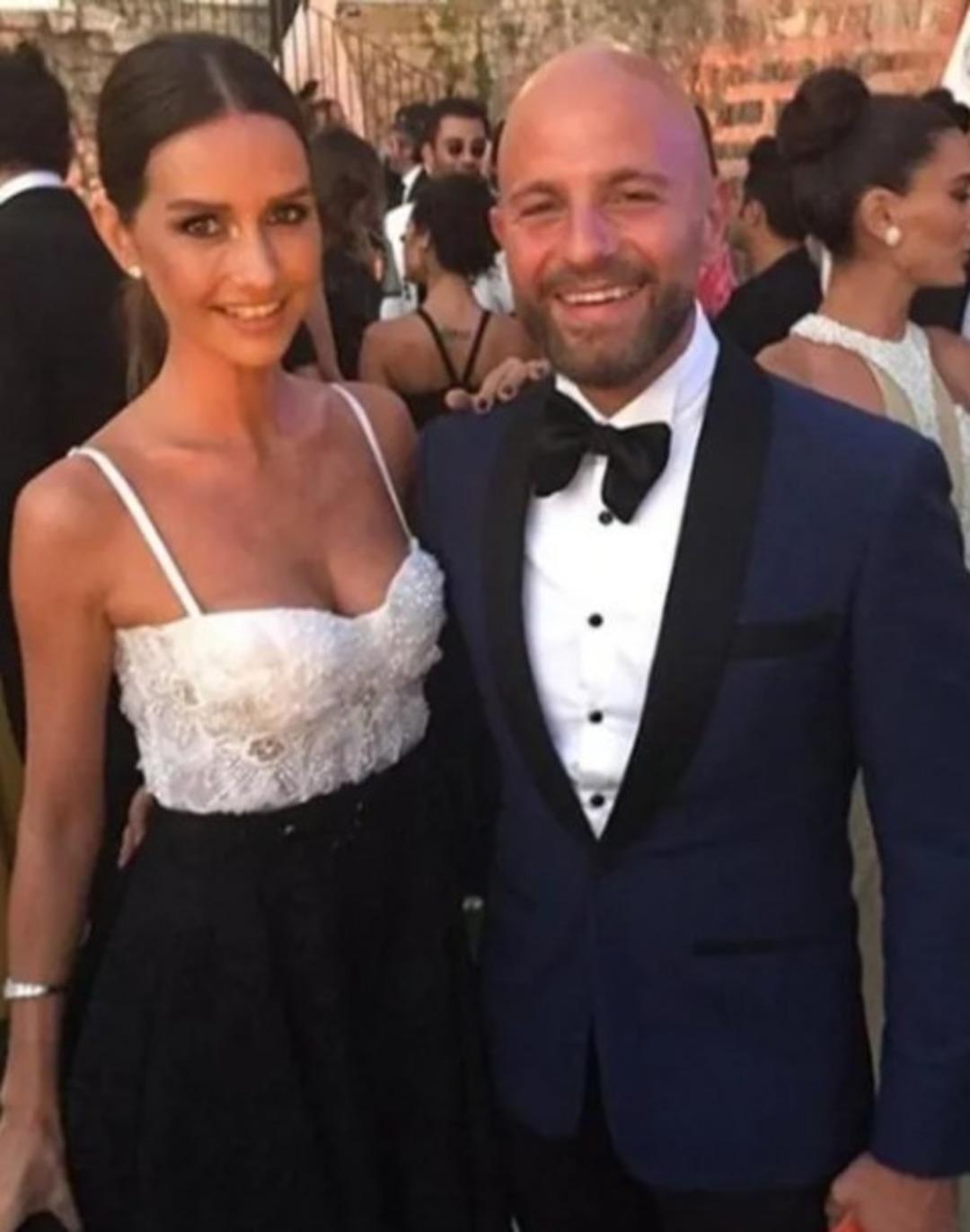 Yasemin Özilhan ile İzzet Özilhan boşandı! 14 yıllık evlilik tek celsede bitti  1