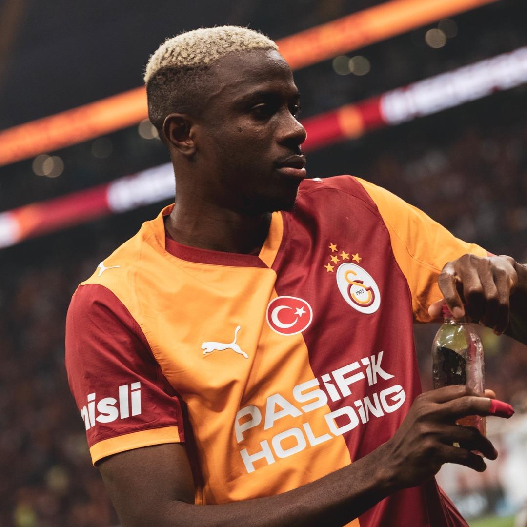 Galatasaray rekor transferi Victor Osimhen için Napoli den eski takım arkadaşı Kalidou Koulibaly’den çarpıcı itiraf!   Ona Suudi Arabistan daki gerçeklerimizi anlattım   2