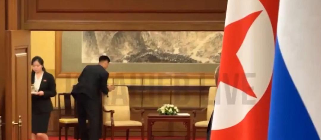 Kuzey Kore lideri Kim Jong Un ekibi bütün izlerini yok etti! Rusya ziyaretinde dikkat çeken görüntü 1